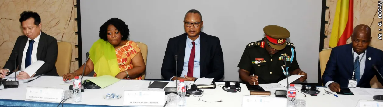 Améliorer les connaissances et les échanges d’informations entre le personnel de sécurité et les acteurs  de la société civile en matière de prévention et de lutte contre le terrorisme