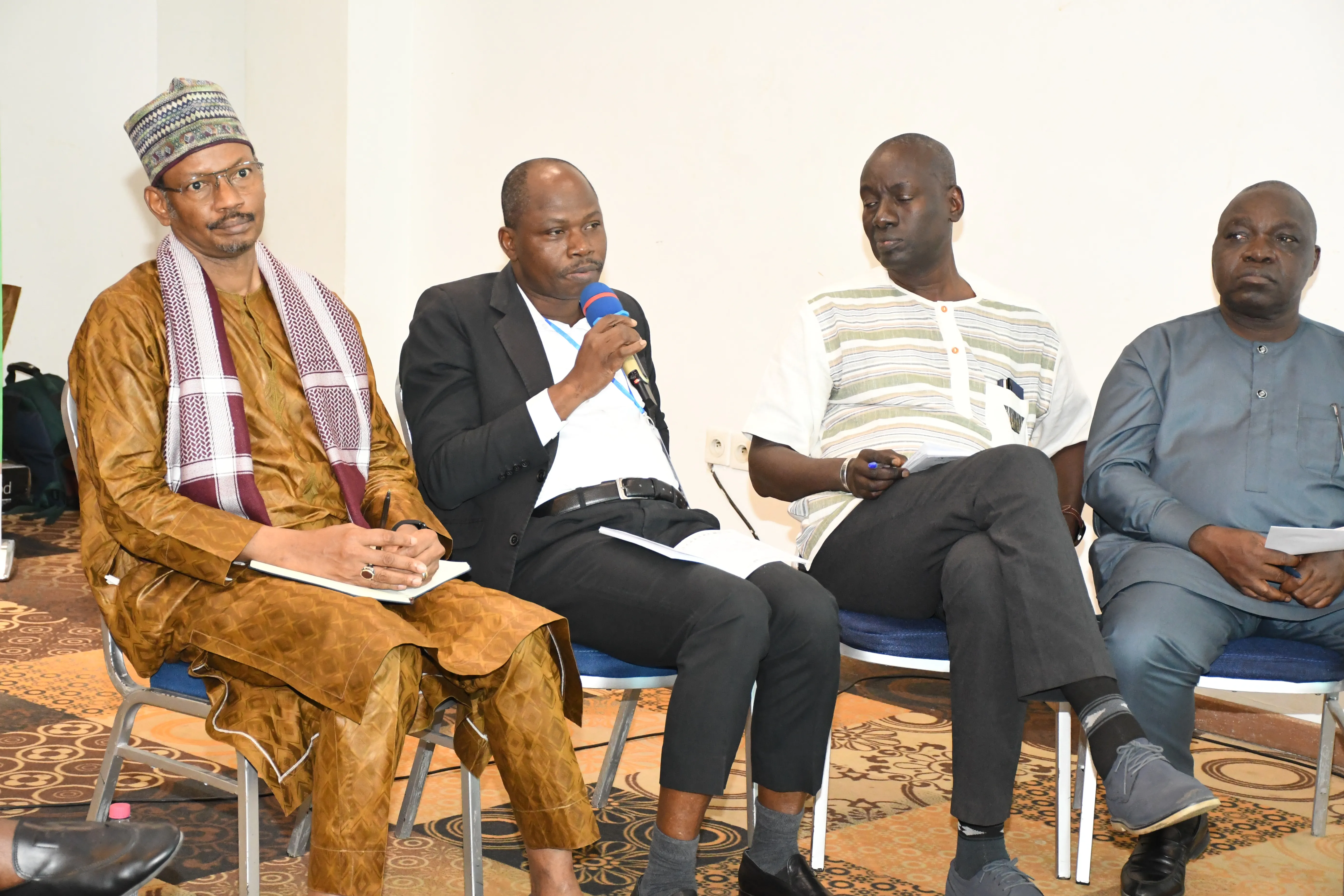 Les parties prenantes au Predip échangeant sur les acquis du projet et les perspectives