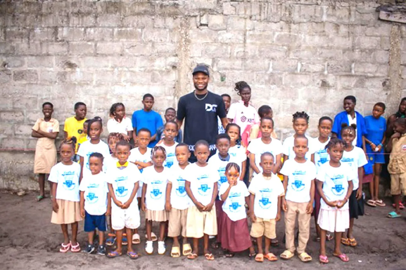 Désiré Azankpo est venu soutenir les enfants de son pays