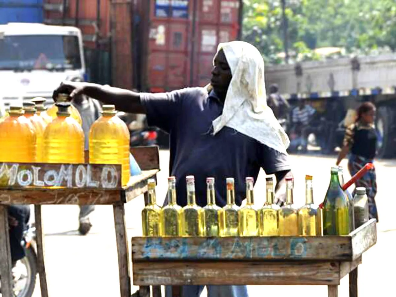 En raison de la prépondérance du secteur informel au Bénin, le niveau de pression fiscale milite en faveur d’un élargissement  de l’assiette fiscale