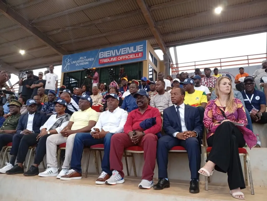 Les officiels au lancement de la 11e  édition des Jeux universitaires au stade omnisports de Djougou