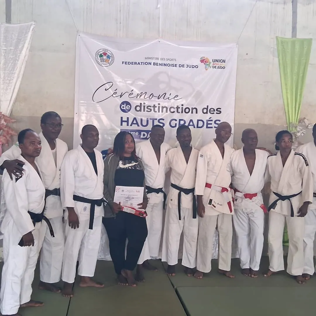 Cette cérémonie constitue un jalon important dans la valorisation  des acteurs historiques du judo béninois