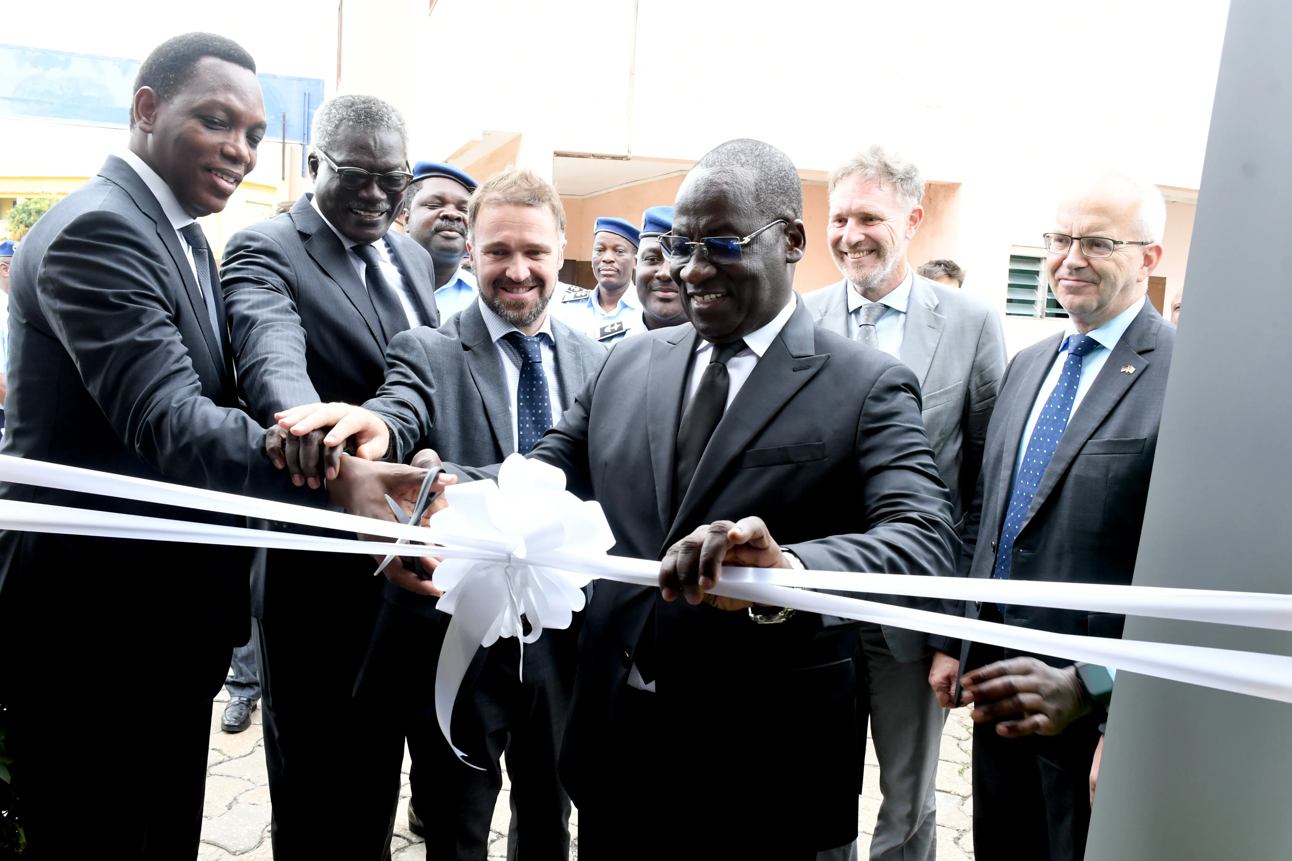 Le fichier automatisé des empreintes digitales et palmaires désormais lancé