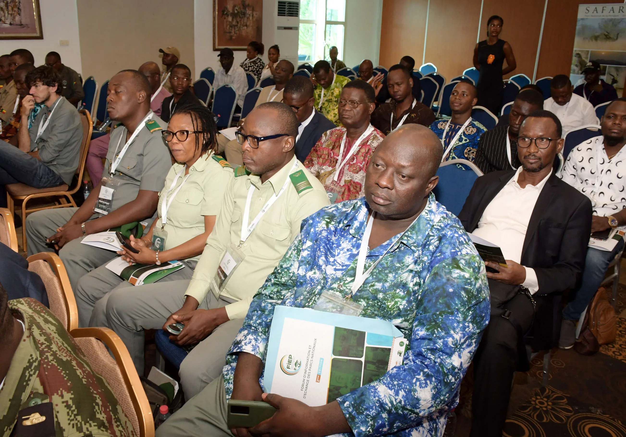 Acteurs nationaux et partenaires sous-régionaux pour renforcer la coopération et promouvoir  une gestion durable et sécurisée des parcs nationaux